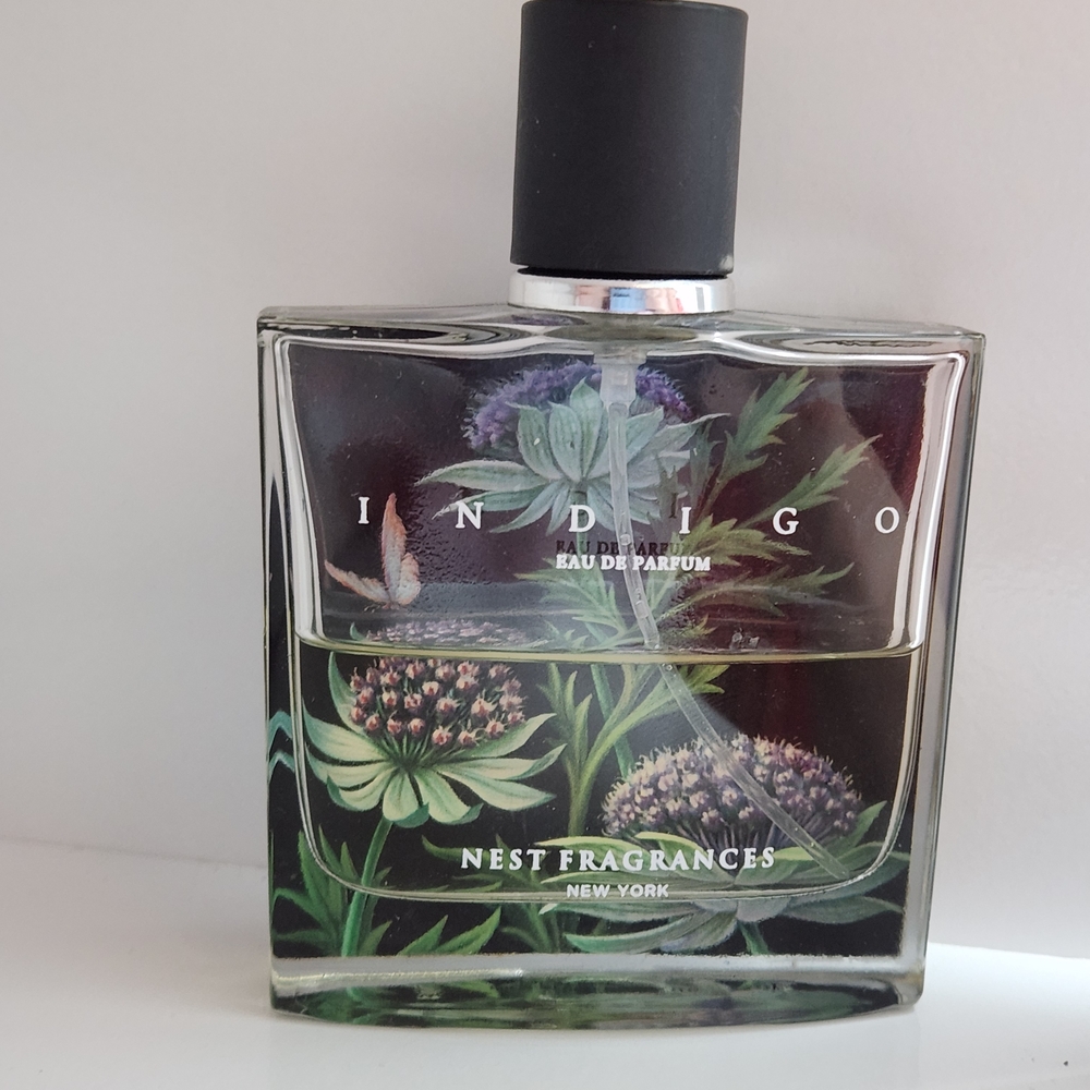 NEST Fragrances Indigo Eau de Parfum - Black and Purple